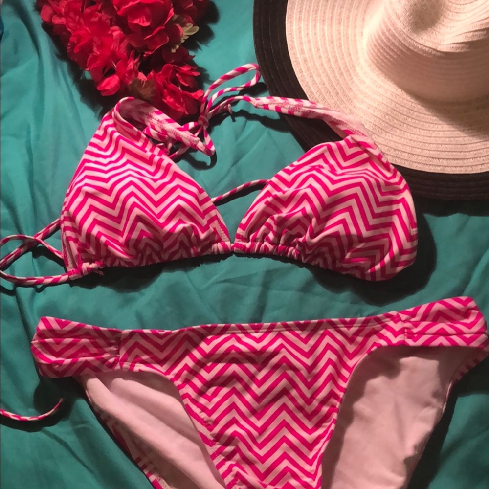 Pink and white swim set